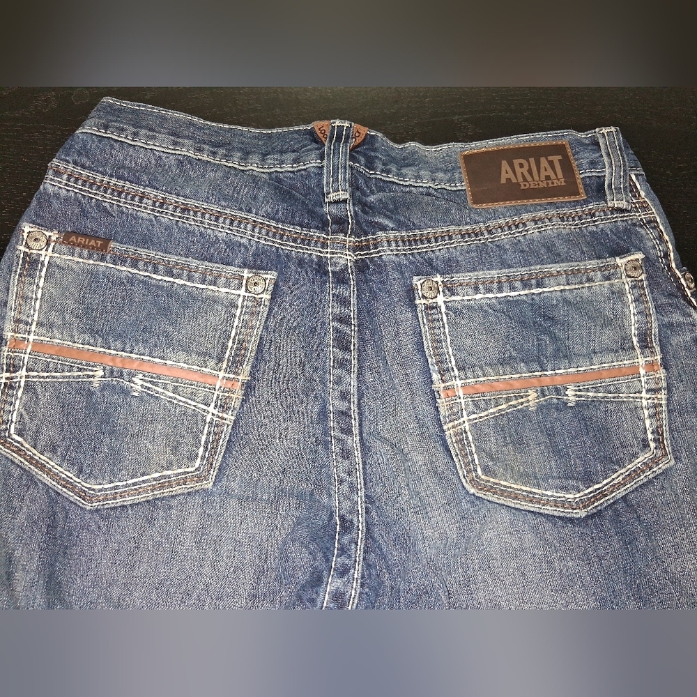 Ariat Men's Classic Blue Straight Jeans - Picture 12 of 16